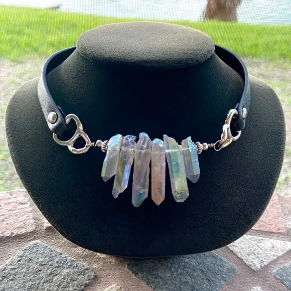 Crystal leather choker . Blue Angel aura rainbow iridescent Crystals choker - Picture 14 of 16